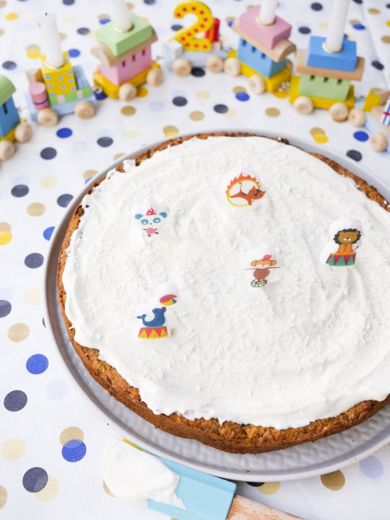  Sugar free birthday cake for children with carrots, apples and hazelnuts 