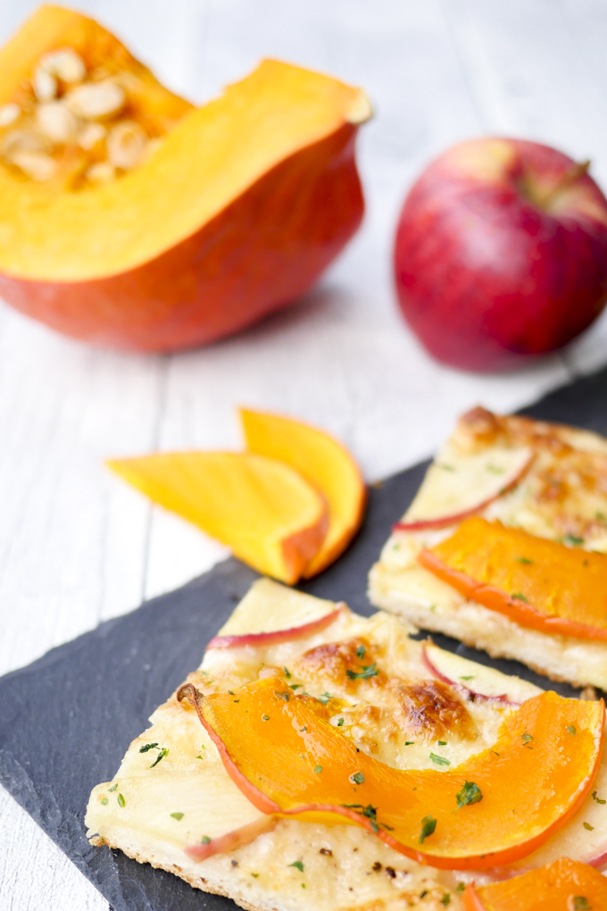  Recipe for quick pizza with pumpkin and apples - Autumn recipe 