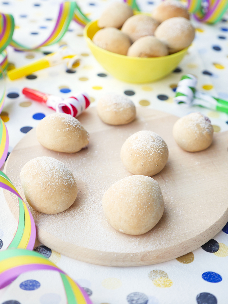 Healthy Berliners for Kids - Perfect for the carnival days or children's birthday party 